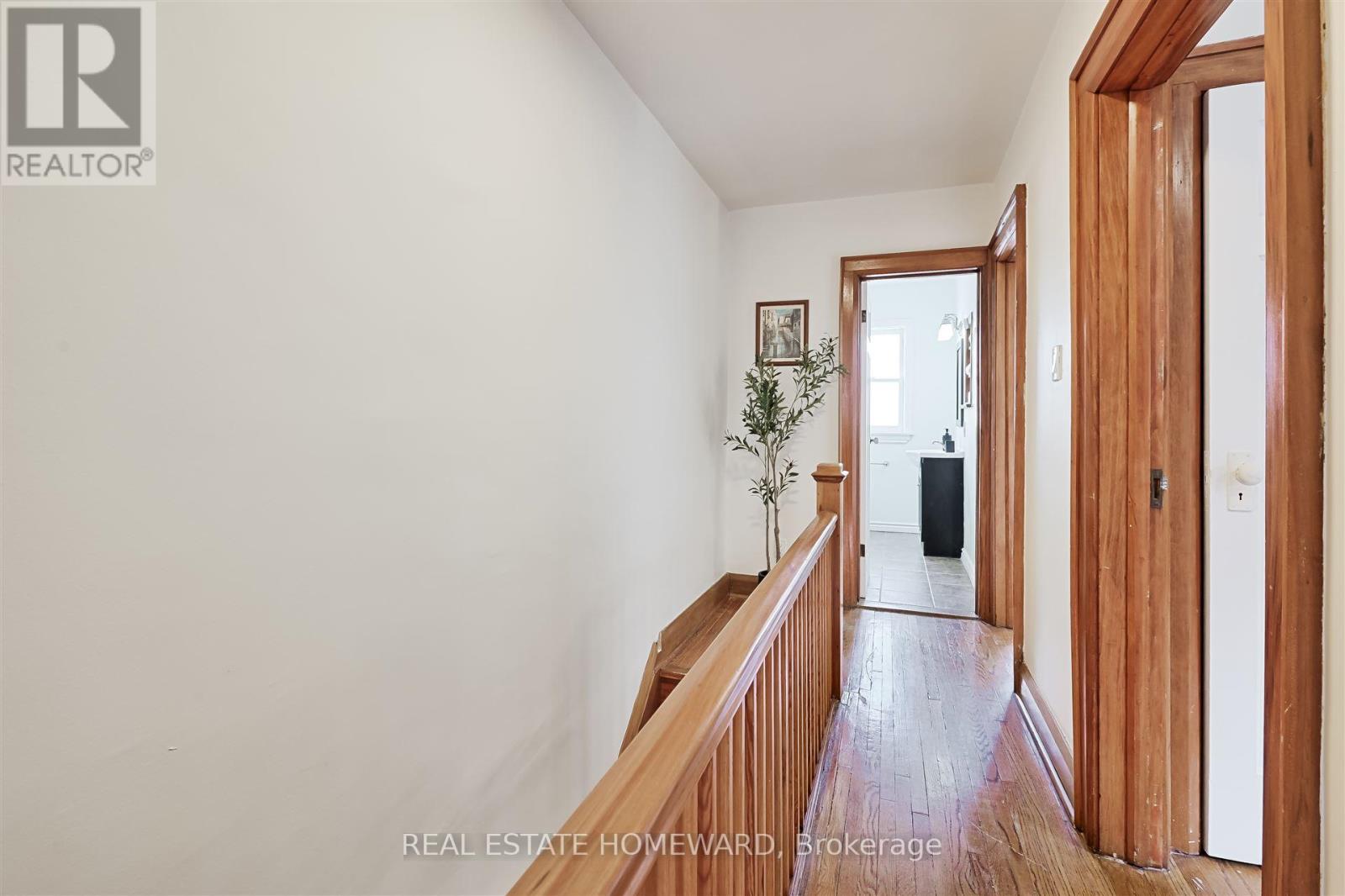 715 Vaughan Road, Toronto, Ontario  M6E 2Y8 - Photo 20 - C12208476