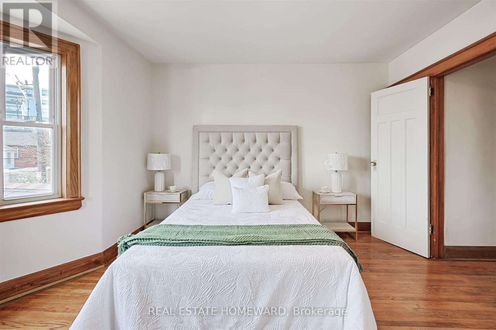 715 Vaughan Road, Toronto, Ontario  M6E 2Y8 - Photo 24 - C12208476