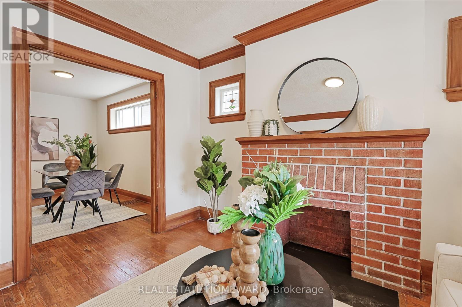715 Vaughan Road, Toronto, Ontario  M6E 2Y8 - Photo 9 - C12208476