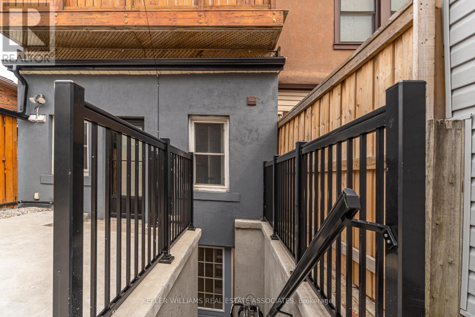 3 - 274 Ossington Avenue, Toronto (Trinity-Bellwoods), Ontario  M6J 3A3 - Photo 24 - C12208491