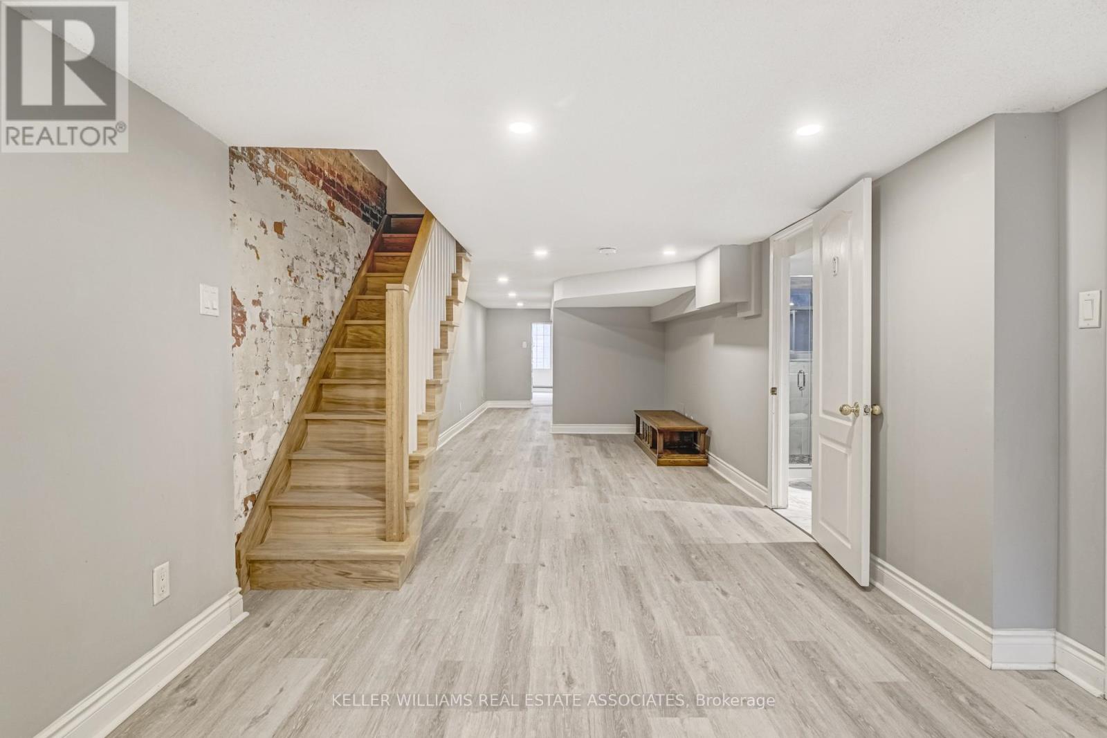 3 - 274 Ossington Avenue, Toronto (Trinity-Bellwoods), Ontario  M6J 3A3 - Photo 5 - C12208491