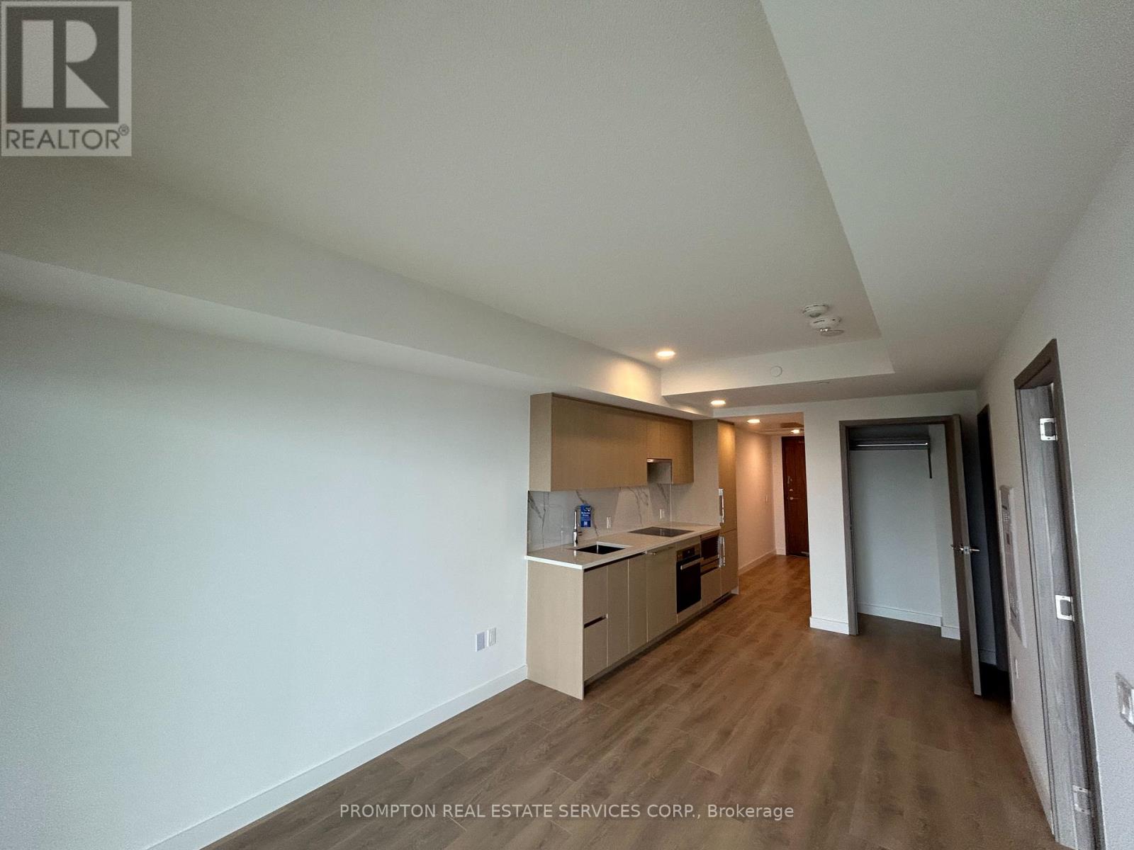 4508 - 1 Concord Cityplace Way, Toronto (Waterfront Communities), Ontario  M5V 0X3 - Photo 10 - C12208497