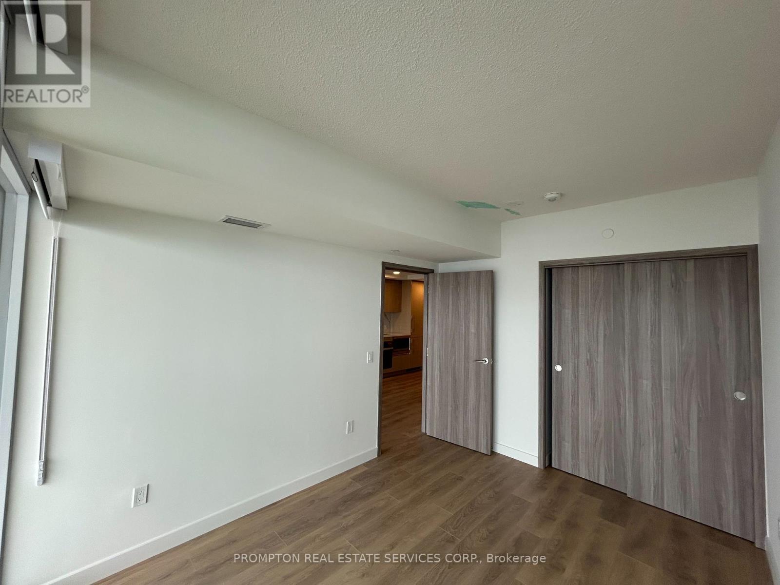 4508 - 1 Concord Cityplace Way, Toronto (Waterfront Communities), Ontario  M5V 0X3 - Photo 14 - C12208497