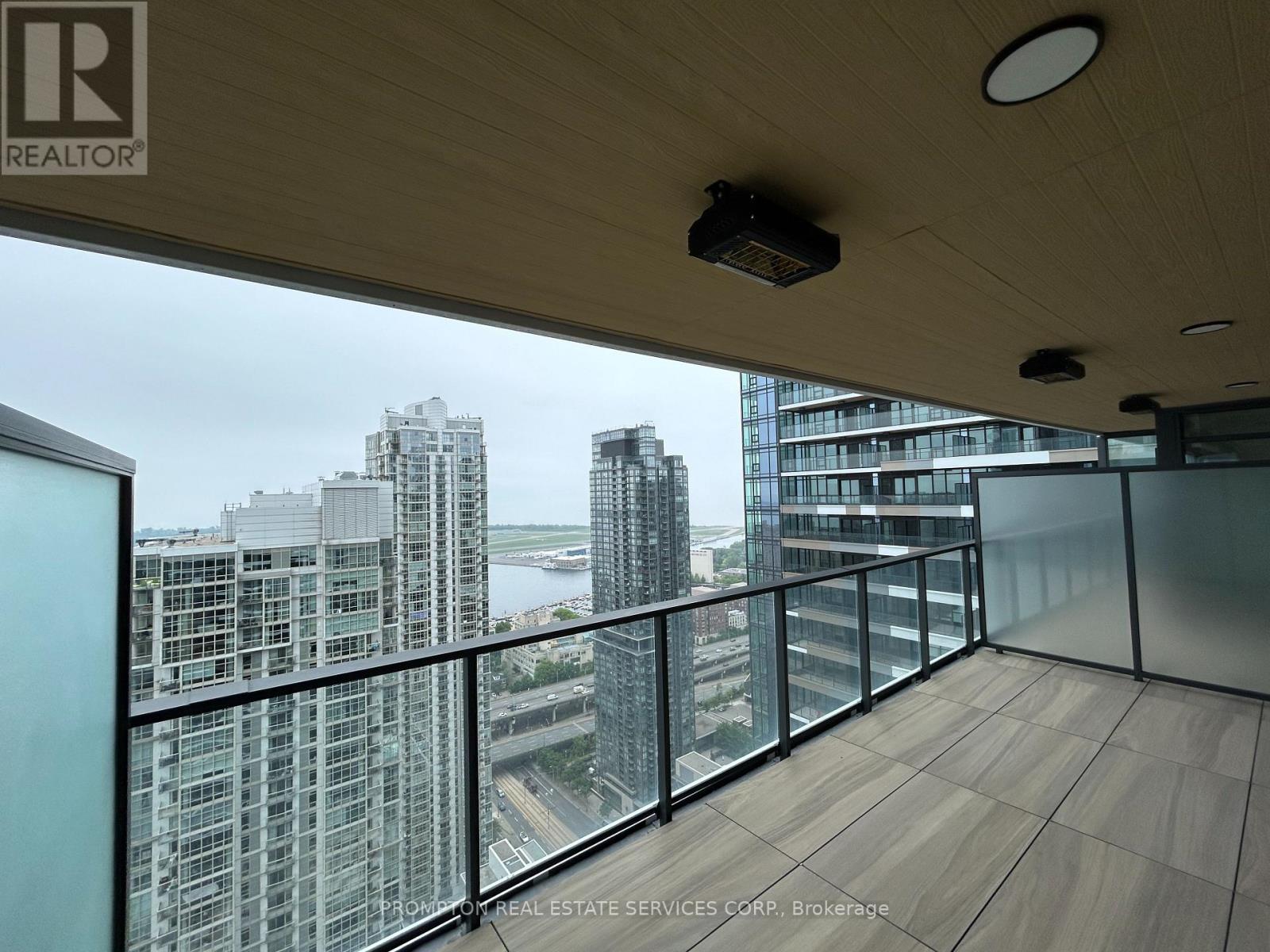4508 - 1 Concord Cityplace Way, Toronto (Waterfront Communities), Ontario  M5V 0X3 - Photo 16 - C12208497