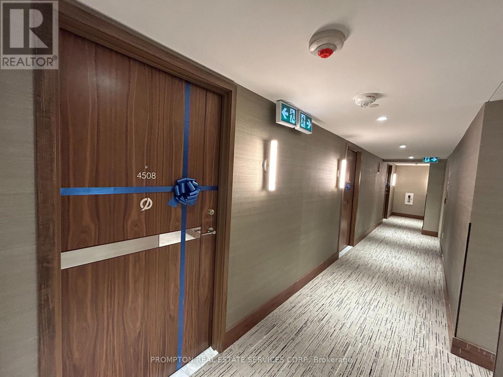 4508 - 1 Concord Cityplace Way, Toronto (Waterfront Communities), Ontario  M5V 0X3 - Photo 6 - C12208497