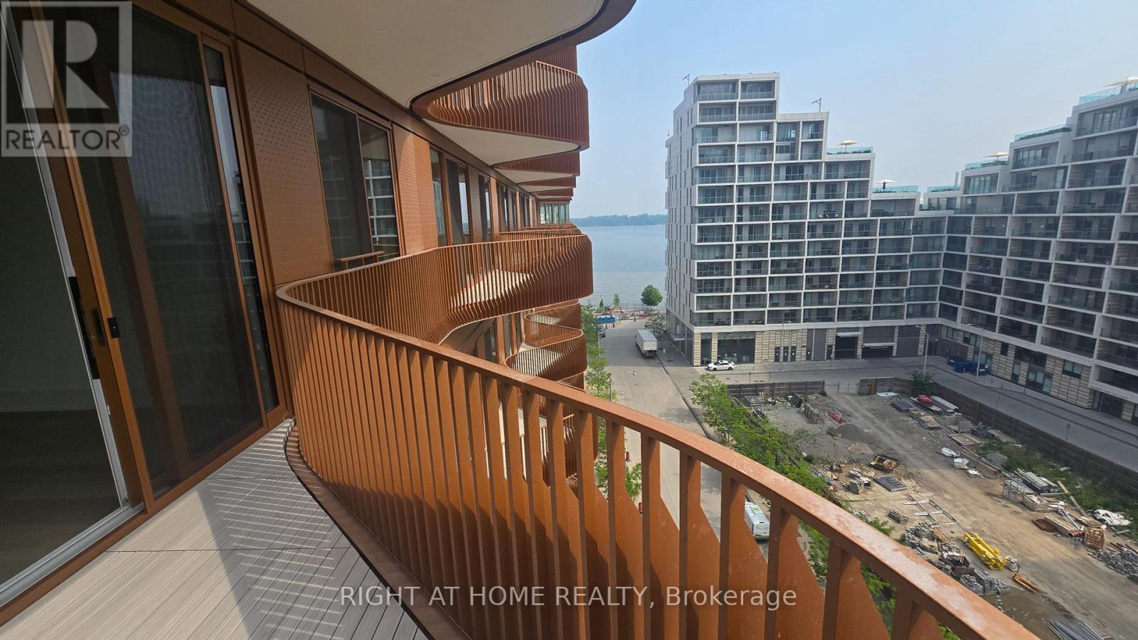 827 - 155 Merchants' Wharf, Toronto (Waterfront Communities), Ontario  M5A 0P2 - Photo 23 - C12208506