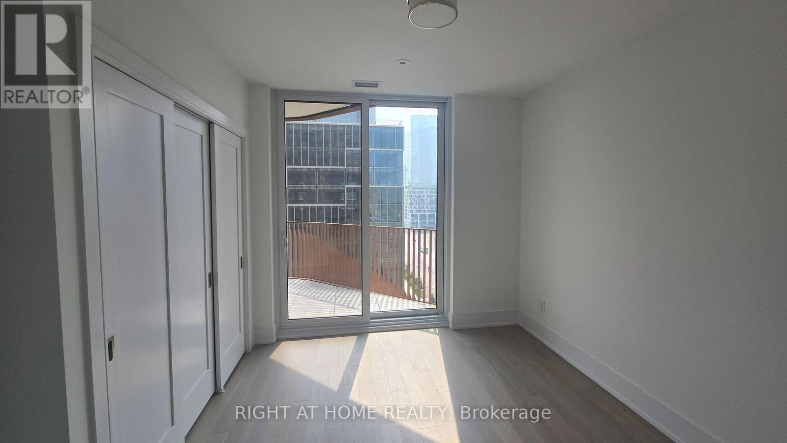 827 - 155 Merchants' Wharf, Toronto (Waterfront Communities), Ontario  M5A 0P2 - Photo 39 - C12208506