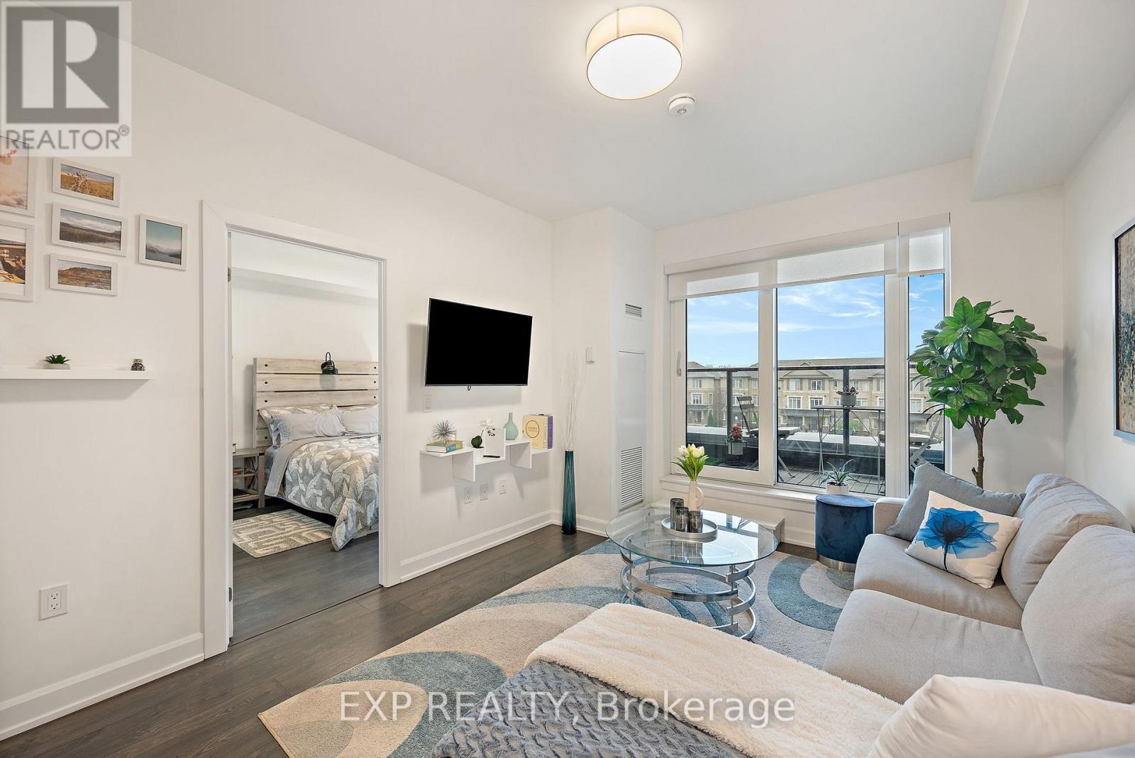 327 - 3200 William Coltson Avenue, Oakville, Ontario  L6H 7B9 - Photo 5 - W12137524