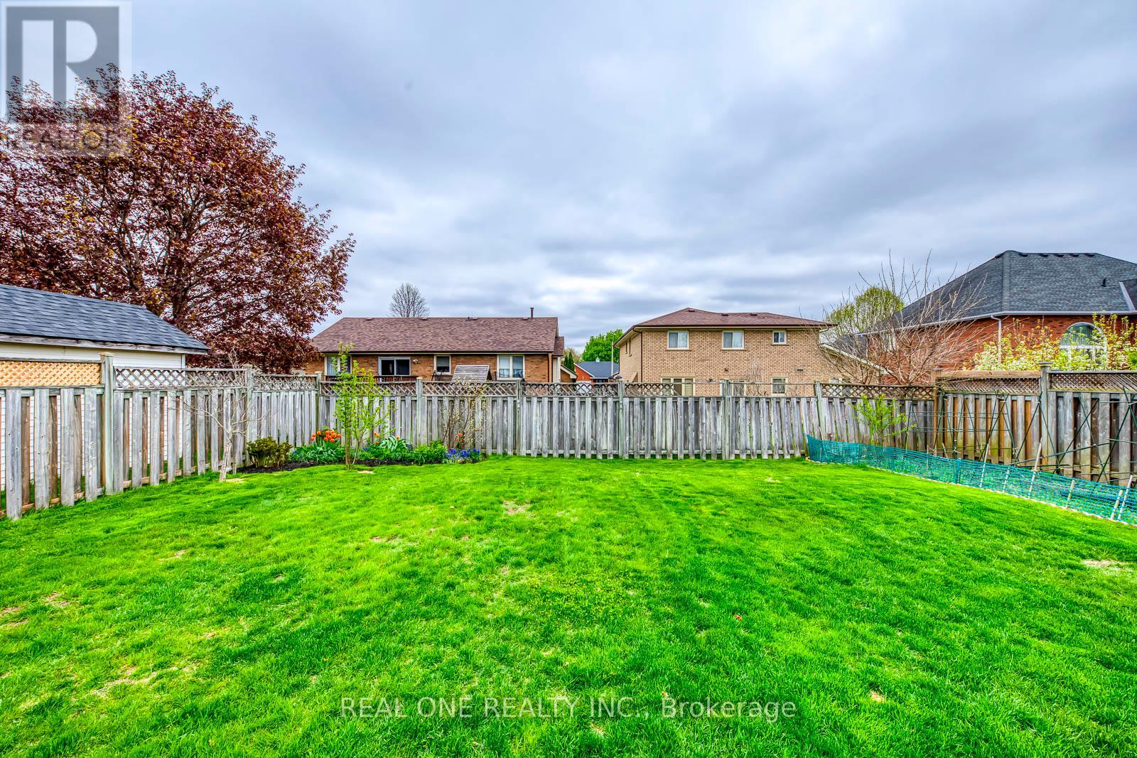 47 Trillium Way, Brantford, Ontario  N3R 7T8 - Photo 30 - X12139208