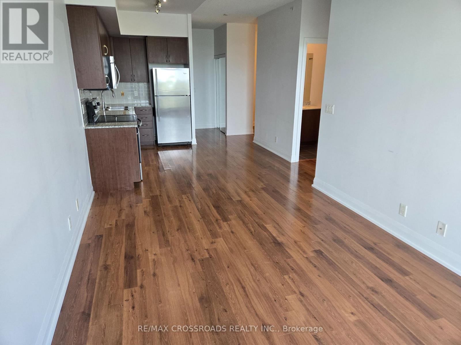 1019 - 376 Highway 7 E Road, Richmond Hill, Ontario  L4B 0C7 - Photo 1 - N12208500
