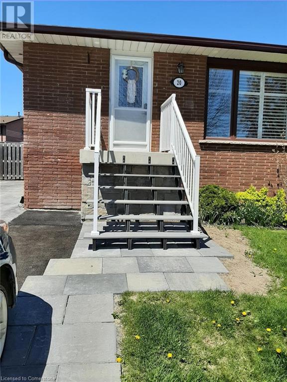20 Leduc Street, Hamilton, Ontario  L8T 4S4 - Photo 4 - 40729861