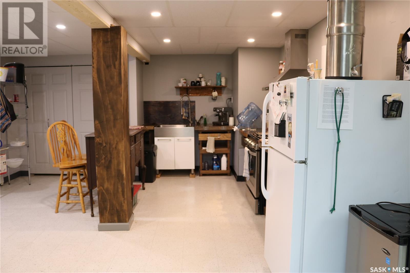 1001 Mark Avenue, Moosomin, Saskatchewan  S0G 3N0 - Photo 37 - SK008934