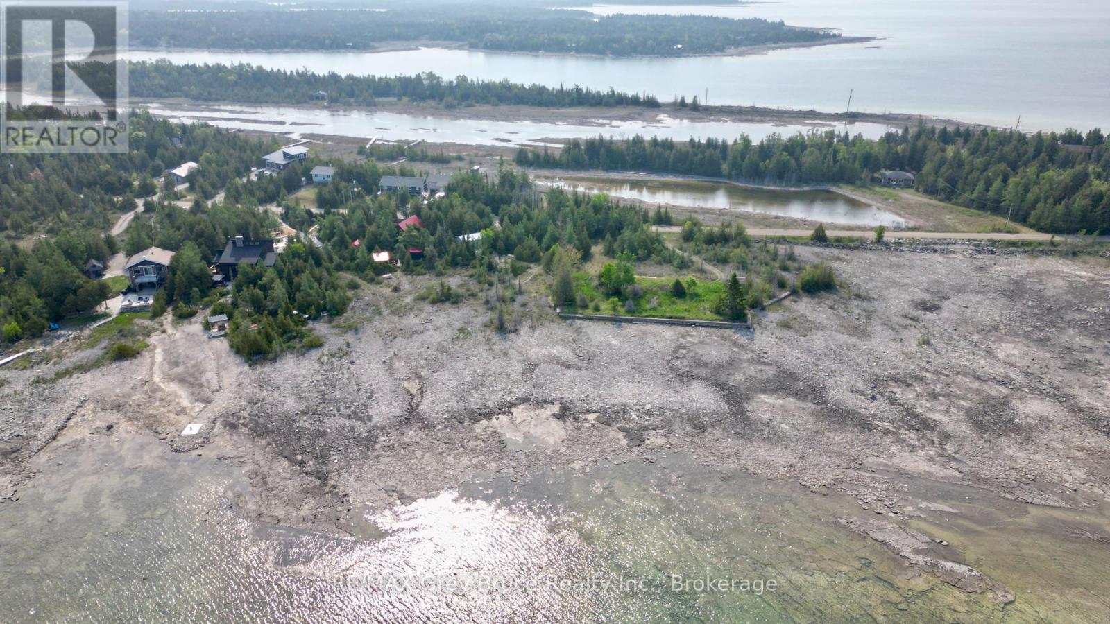 94 Pedwell Pt. Drive, Northern Bruce Peninsula, Ontario  N0H 2R0 - Photo 12 - X12058098