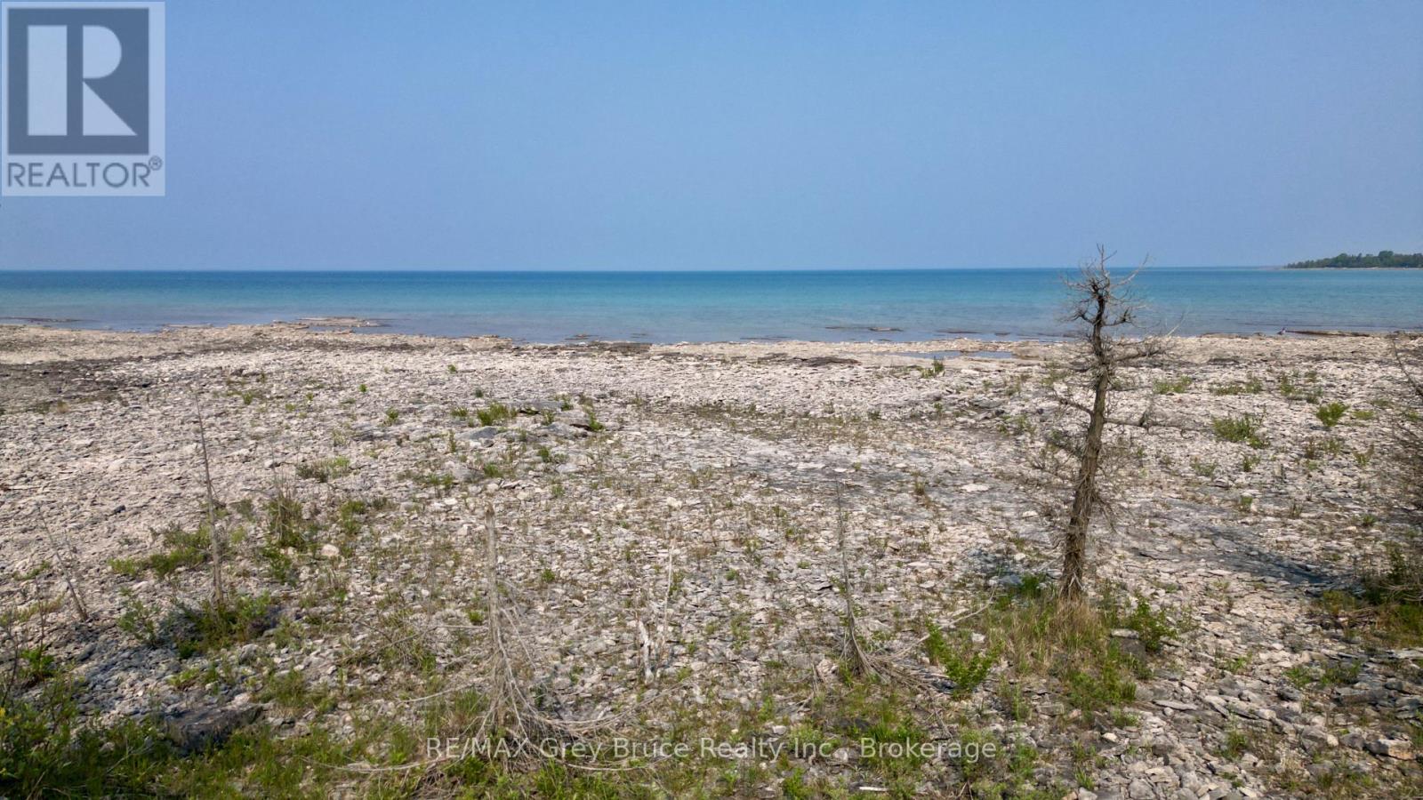 94 Pedwell Pt. Drive, Northern Bruce Peninsula, Ontario  N0H 2R0 - Photo 2 - X12058098