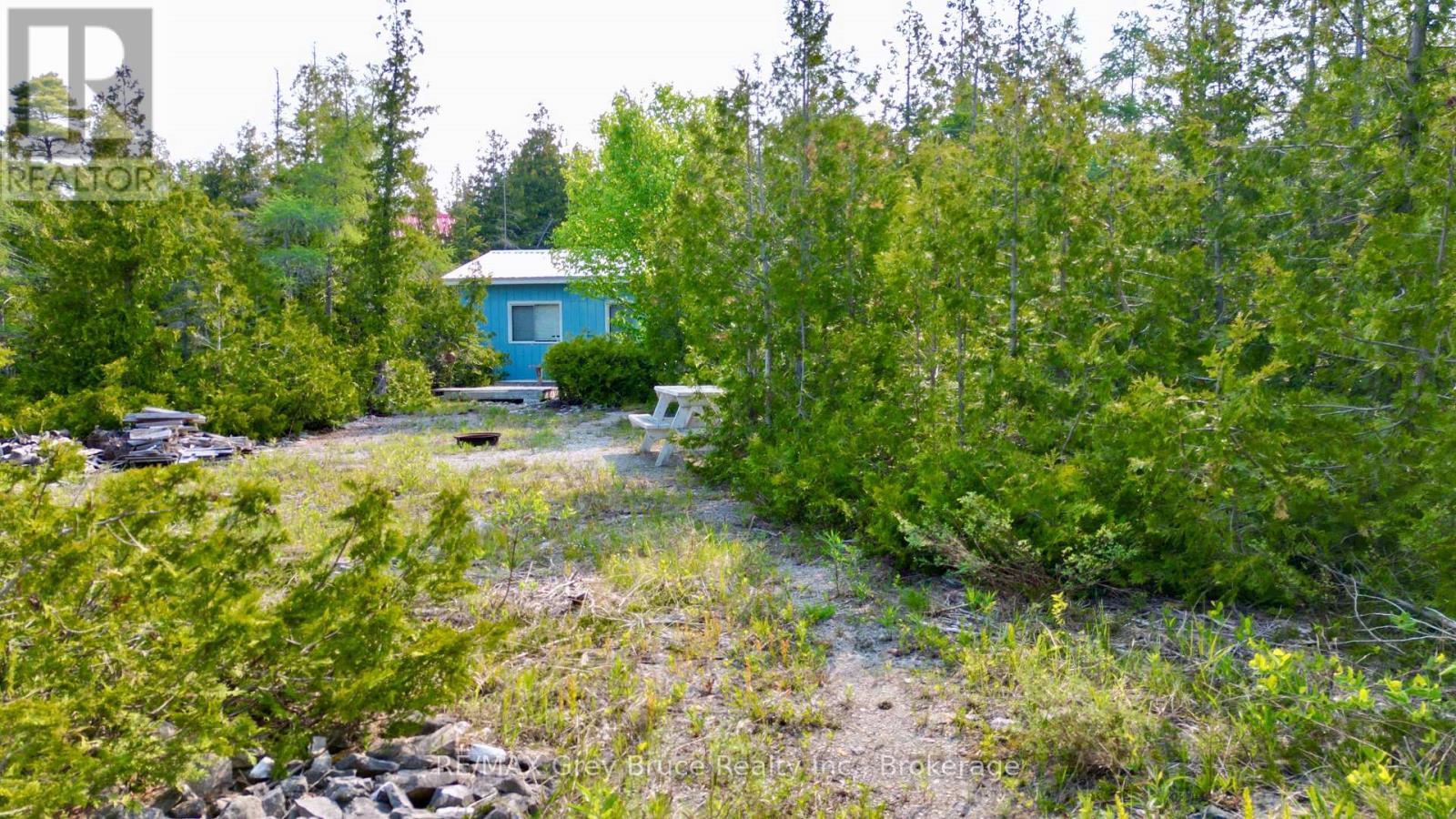 94 Pedwell Pt. Drive, Northern Bruce Peninsula, Ontario  N0H 2R0 - Photo 21 - X12058098