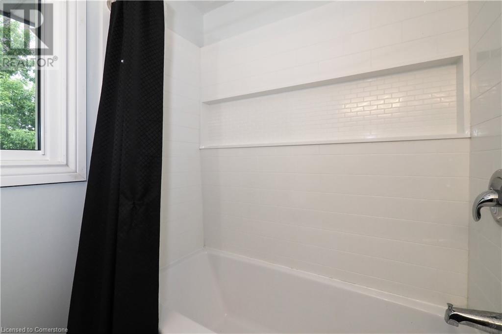 110 Hexam Street, Cambridge, Ontario  N3H 3Z9 - Photo 37 - 40738739