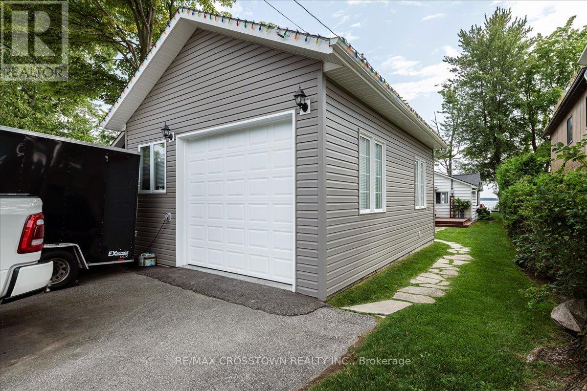2301 Crystal Beach Road, Innisfil, Ontario  L9S 3W8 - Photo 9 - N12208471