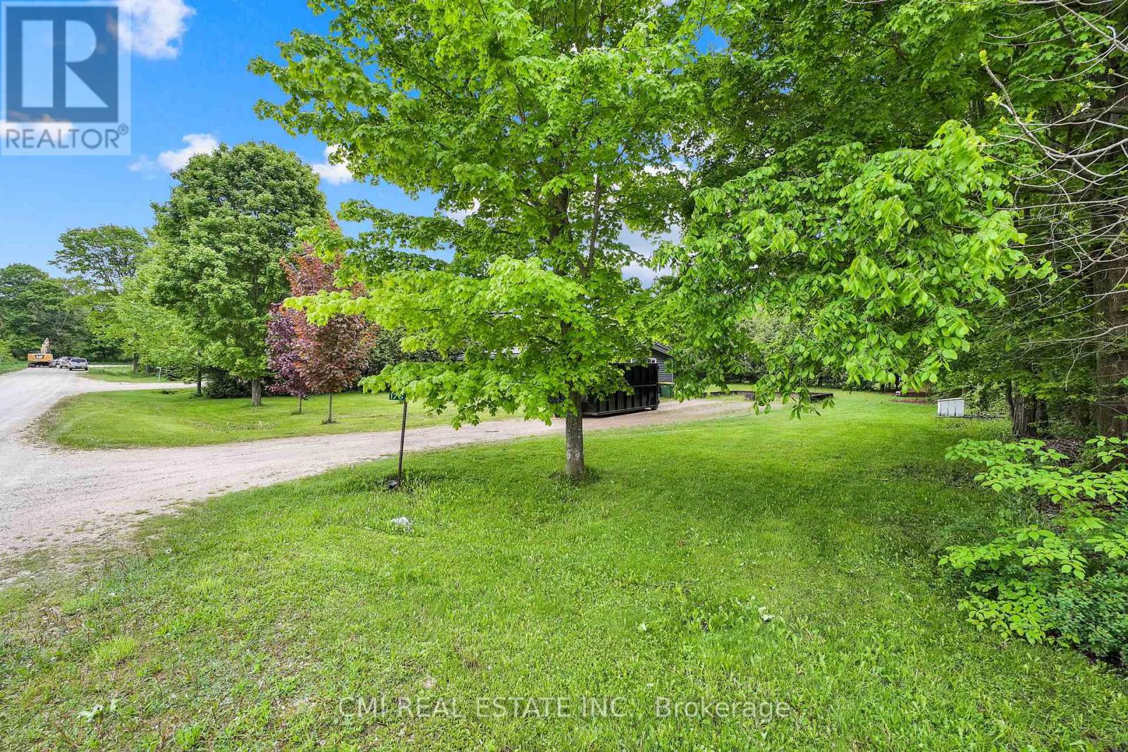 176 Raglan Street, Grey Highlands, Ontario  N0C 1E0 - Photo 32 - X12208493