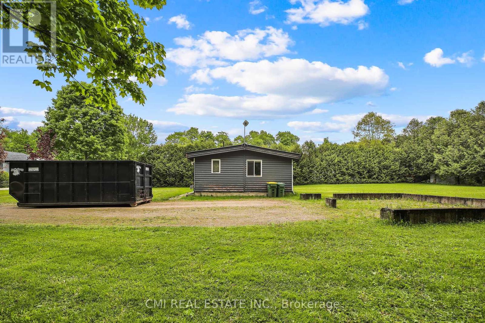 176 Raglan Street, Grey Highlands, Ontario  N0C 1E0 - Photo 33 - X12208493