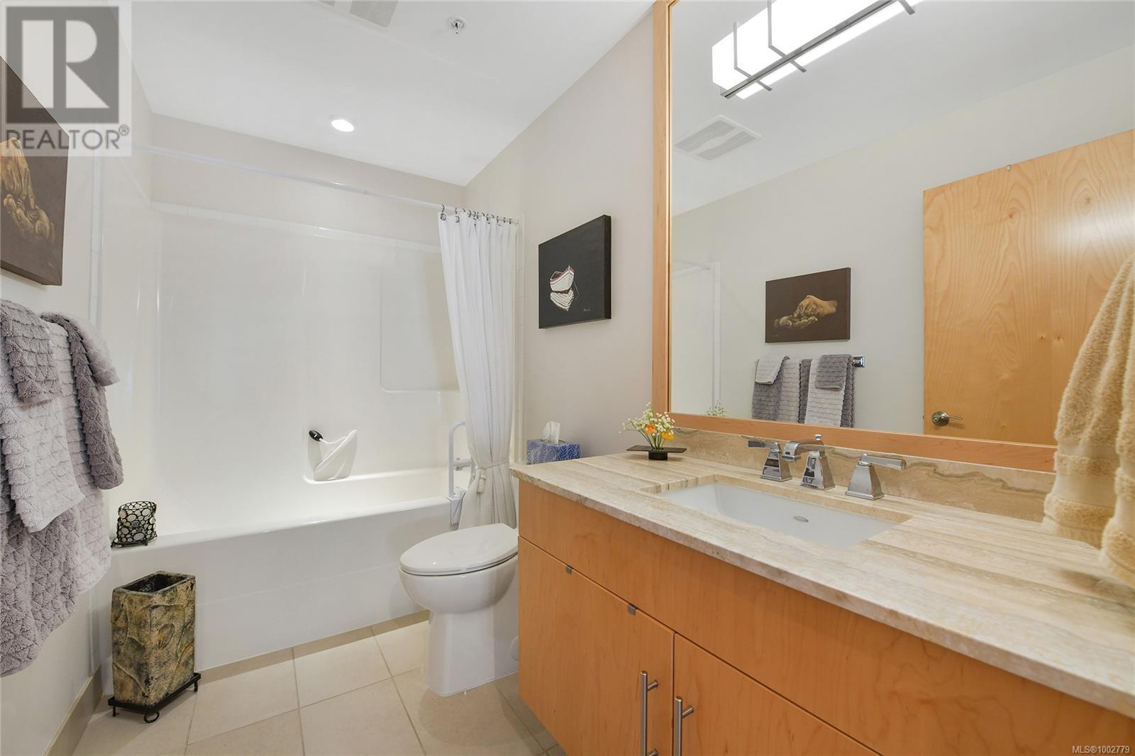 503 738 Sayward Hill Terr, Saanich, British Columbia  V8Y 3K1 - Photo 38 - 1002779