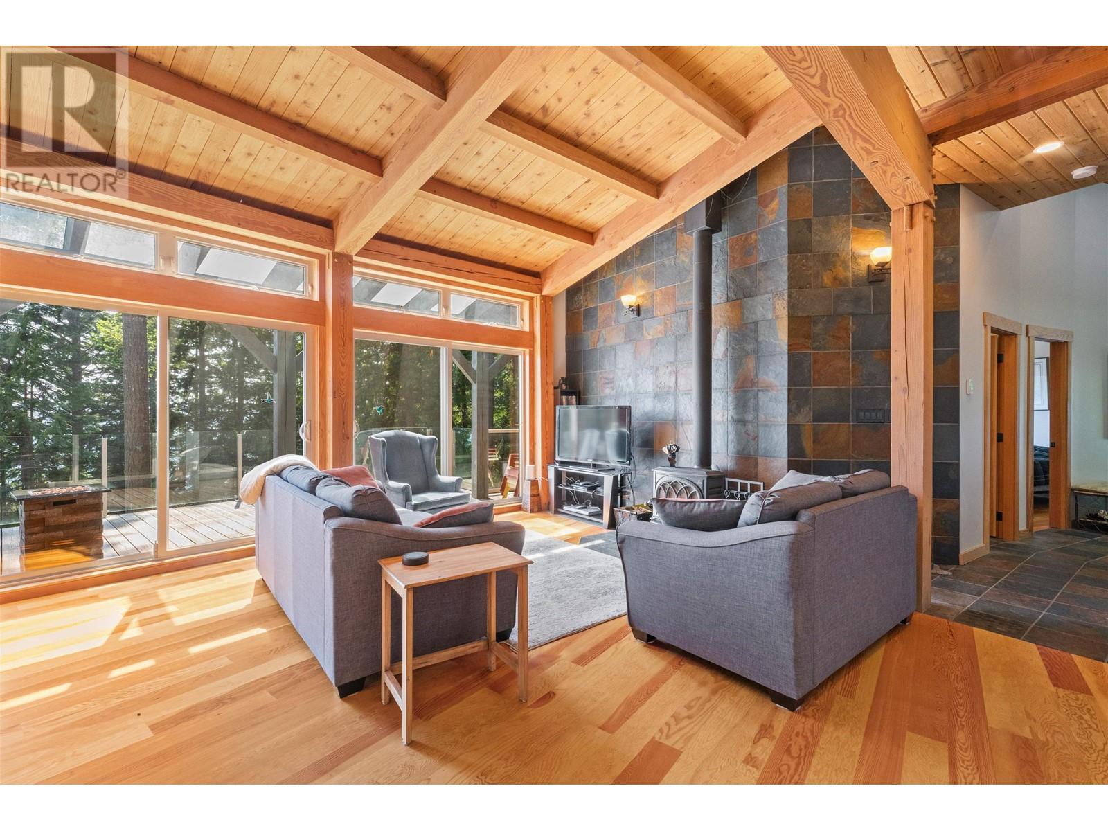 304 Esplanade Road, Keats Island, British Columbia  V0N 1V0 - Photo 14 - R3013239