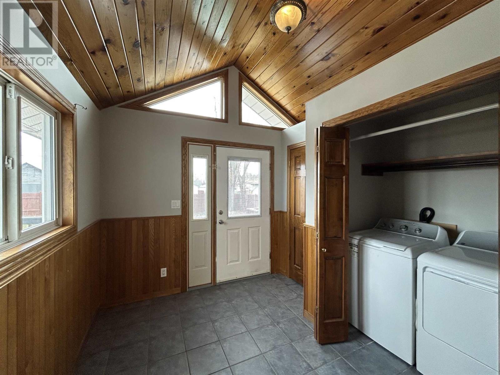 1216 Second St E, Fort Frances, Ontario  P9A 1P4 - Photo 24 - TB250948