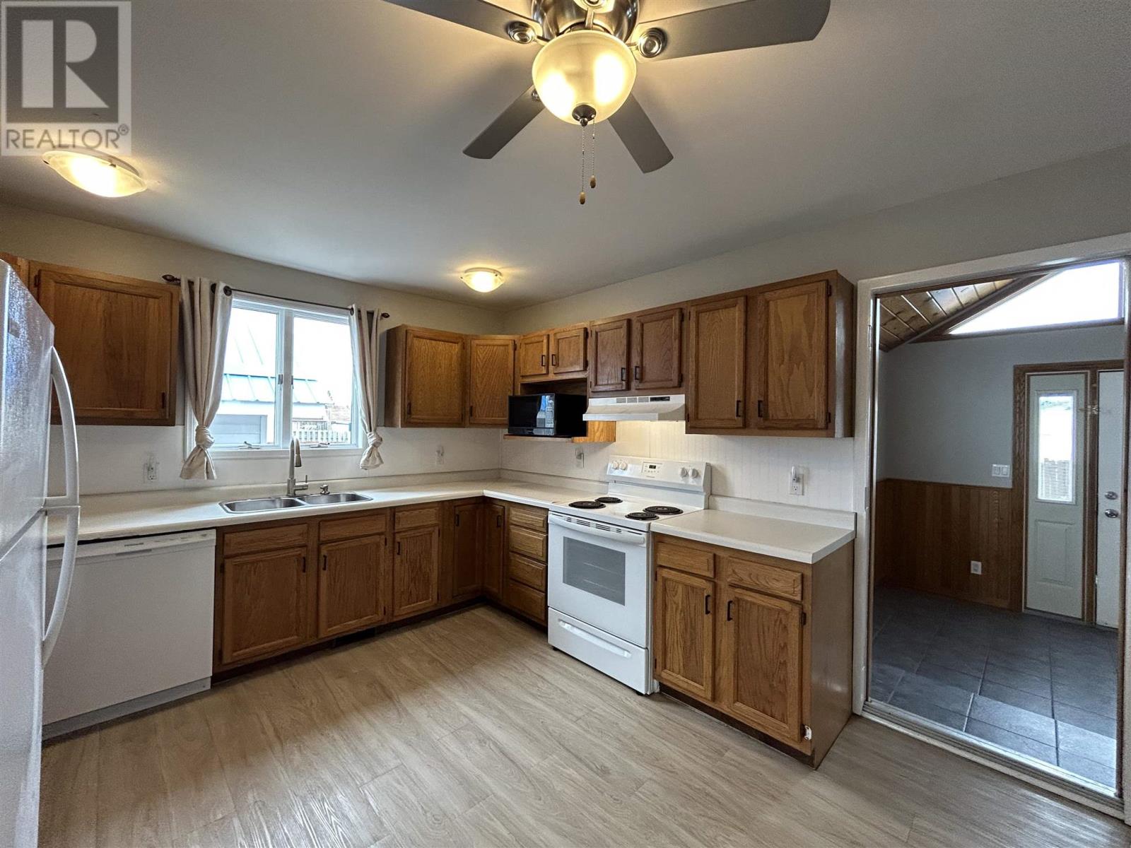 1216 Second St E, Fort Frances, Ontario  P9A 1P4 - Photo 18 - TB250948