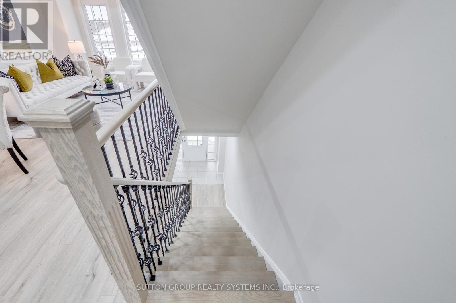 1373 Salem Road N, Ajax, Ontario  L1Z 0R9 - Photo 14 - E12195323