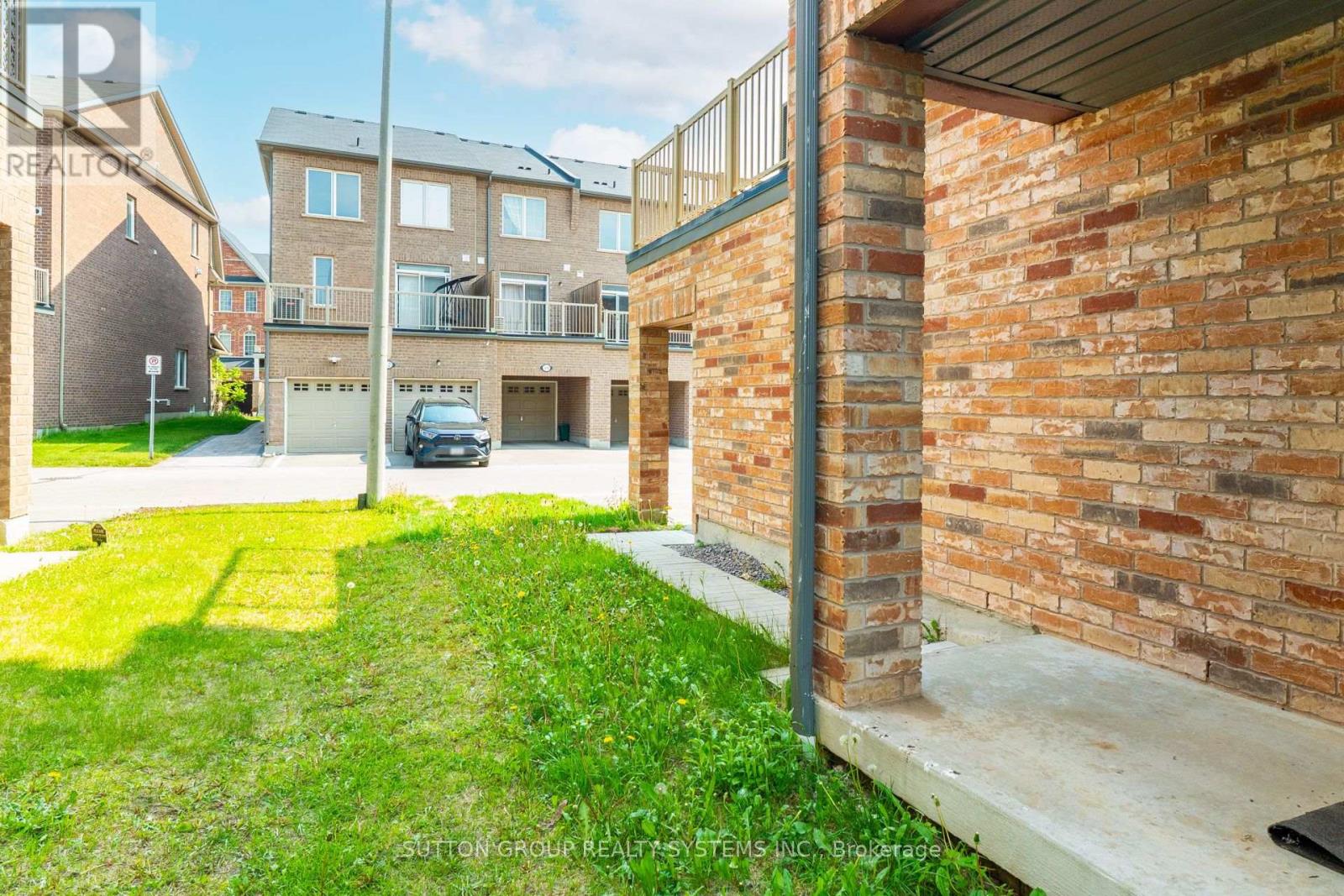 1373 Salem Road N, Ajax, Ontario  L1Z 0R9 - Photo 8 - E12195323