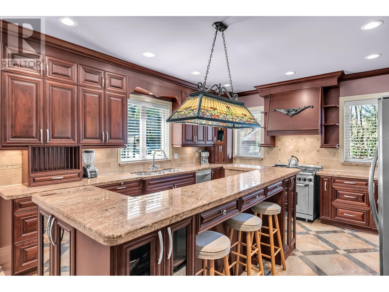 2701 St George Street, Port Moody, British Columbia  V3H 2H1 - Photo 10 - R3012926