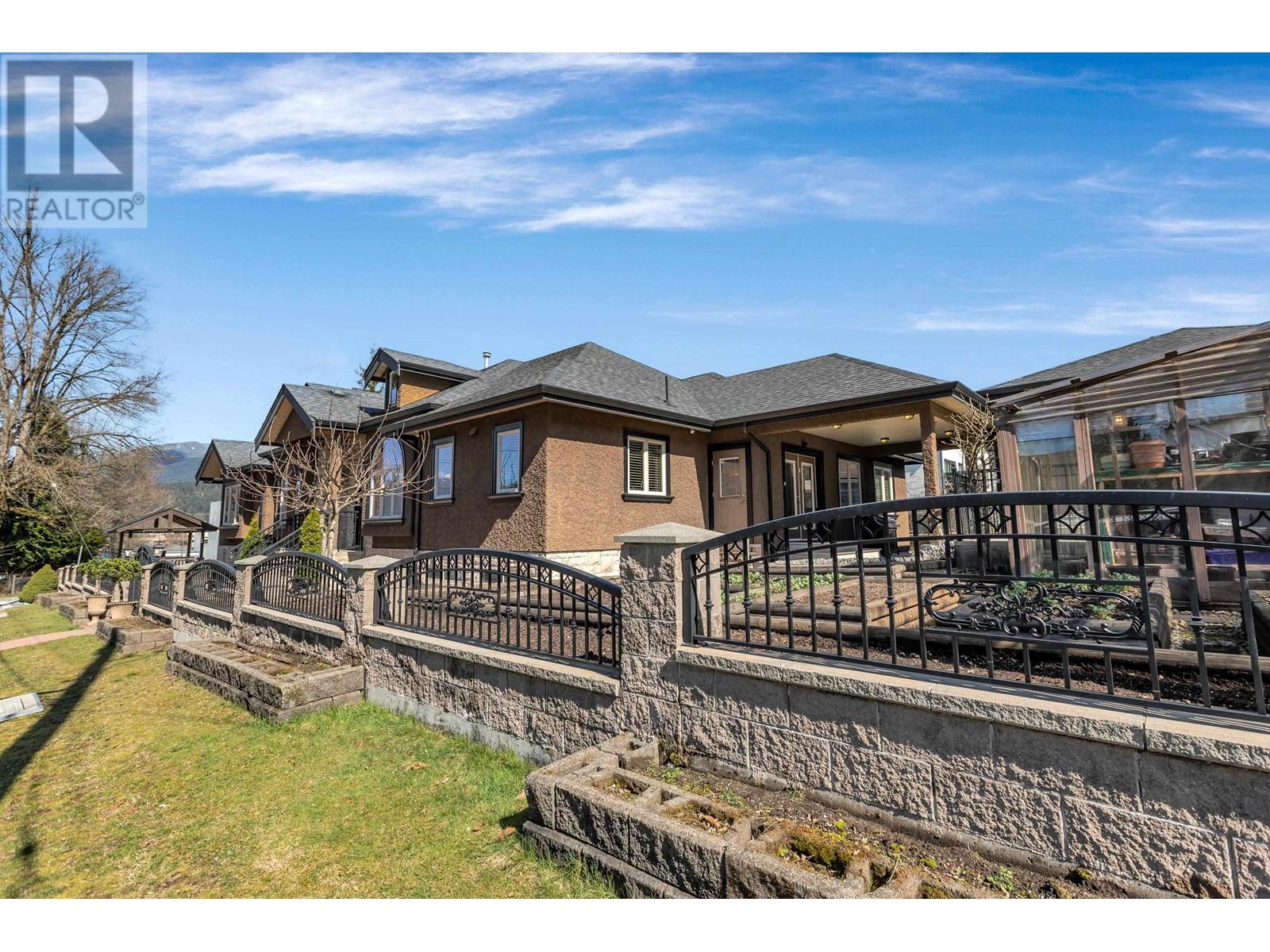 2701 St George Street, Port Moody, British Columbia  V3H 2H1 - Photo 4 - R3012926