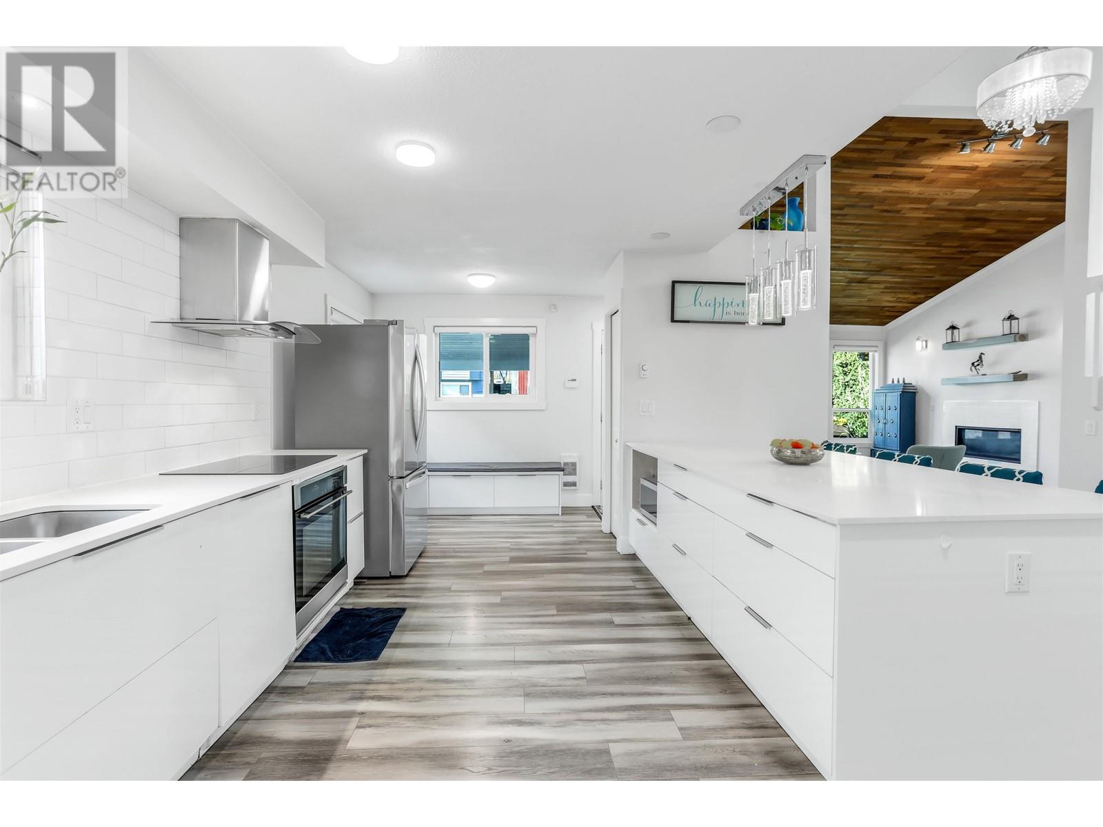 3228 Chrome Crescent, Coquitlam, British Columbia  V3E 1M5 - Photo 10 - R3013027