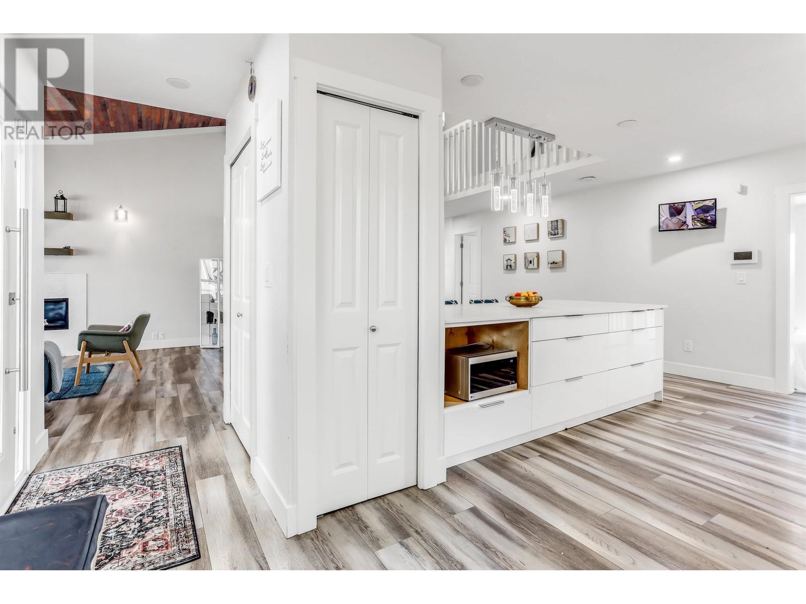 3228 Chrome Crescent, Coquitlam, British Columbia  V3E 1M5 - Photo 11 - R3013027