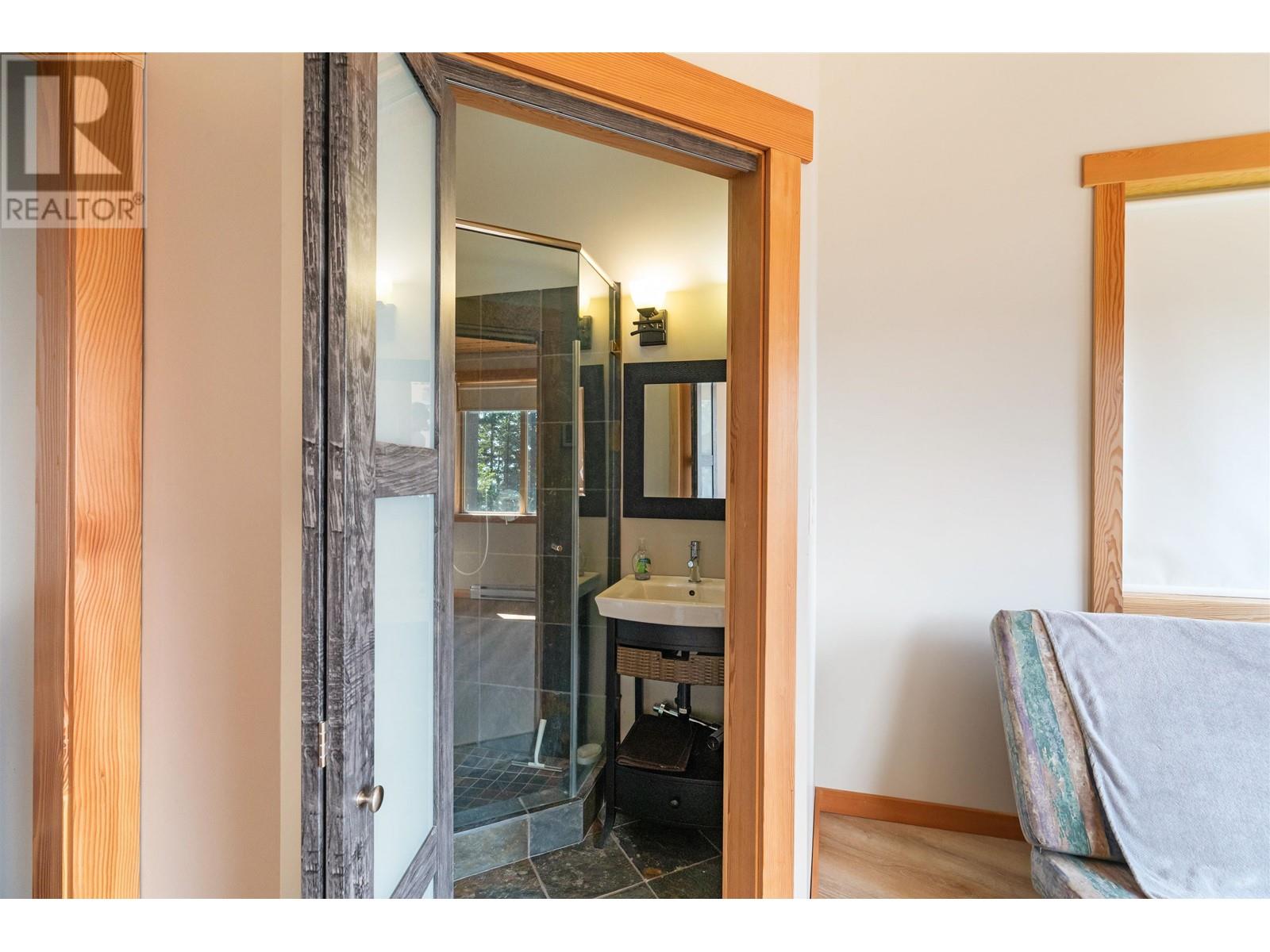 304 Esplanade Road, Keats Island, British Columbia  V0N 1V0 - Photo 24 - R3013239