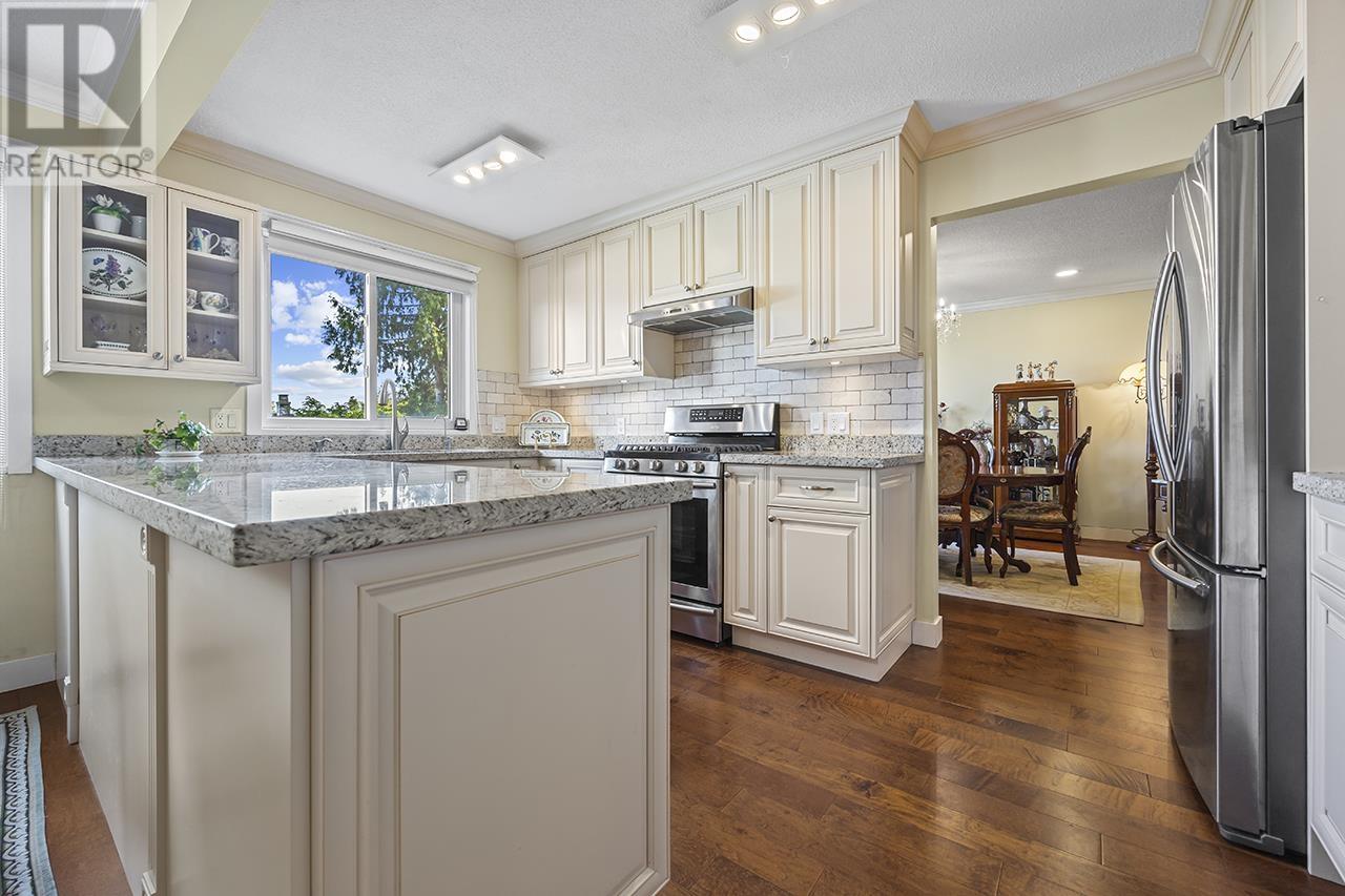 317 Hickey Drive, Coquitlam, British Columbia  V3K 5T3 - Photo 19 - R3013390