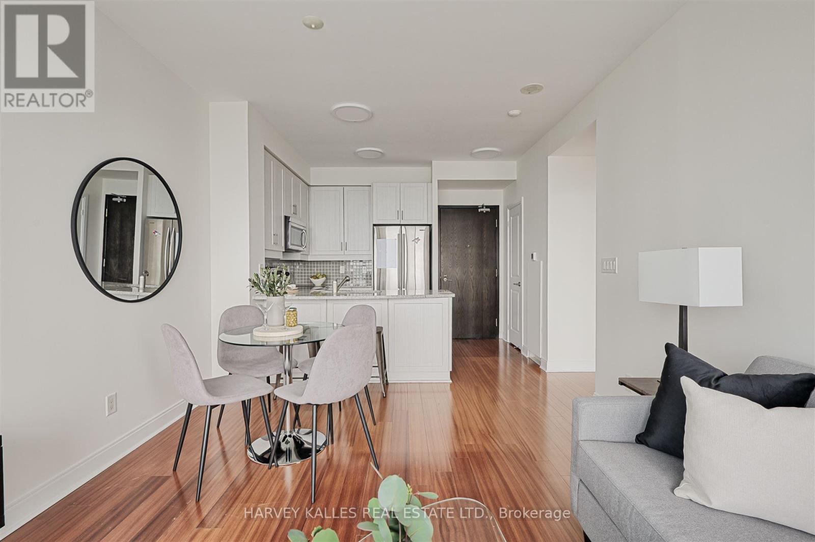 2906 - 18 Yorkville Avenue, Toronto (Annex), Ontario  M4W 1L4 - Photo 19 - C12208511