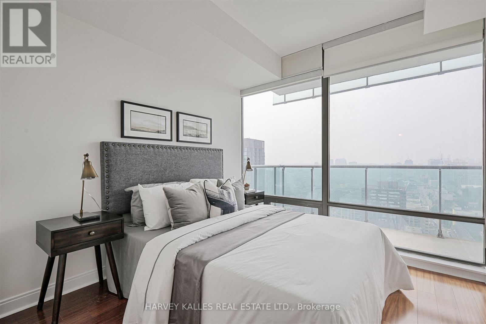 2906 - 18 Yorkville Avenue, Toronto (Annex), Ontario  M4W 1L4 - Photo 22 - C12208511