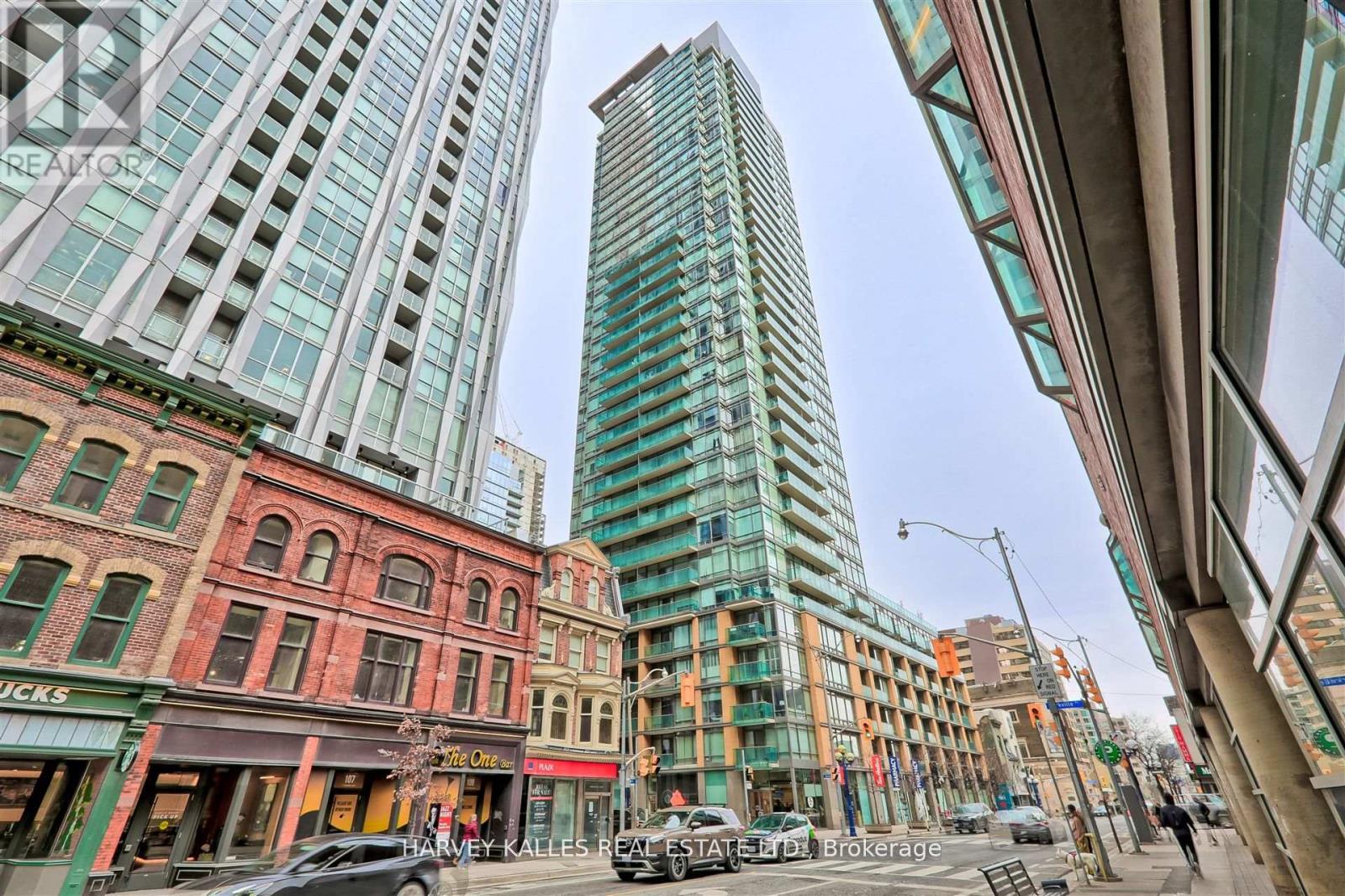 2906 - 18 Yorkville Avenue, Toronto (Annex), Ontario  M4W 1L4 - Photo 3 - C12208511