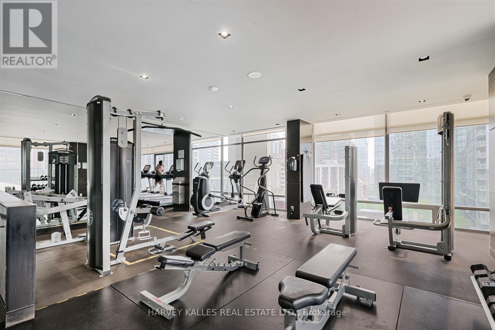 2906 - 18 Yorkville Avenue, Toronto (Annex), Ontario  M4W 1L4 - Photo 46 - C12208511