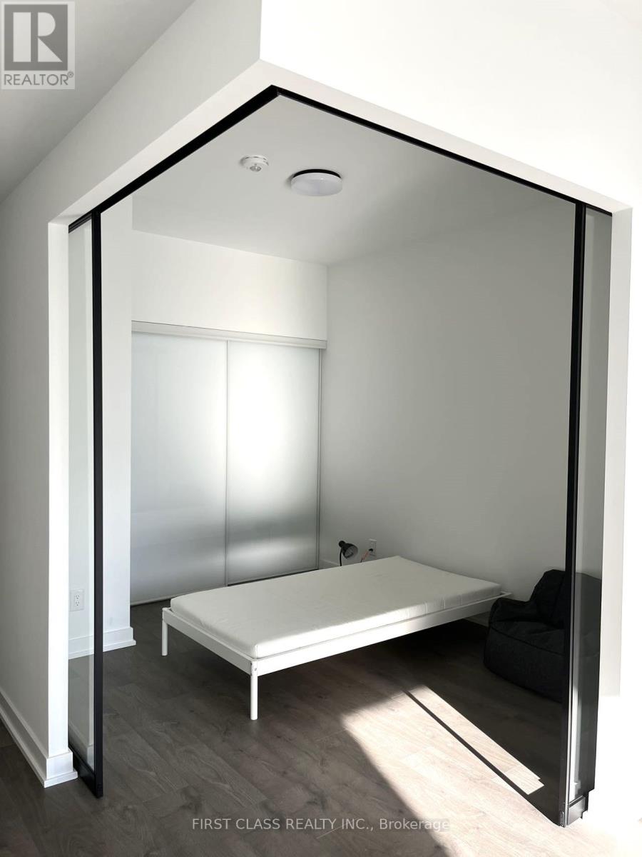 #2007 - 5 Defries Street E, Toronto, Ontario  M5A 0W7 - Photo 14 - C12208514