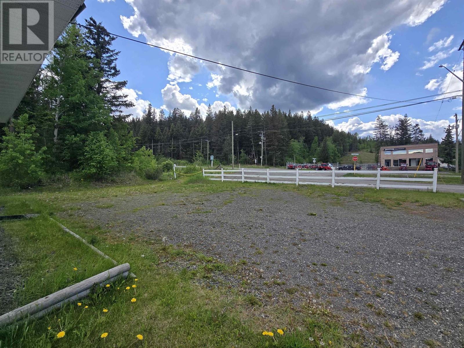 997 Alder Avenue, 100 Mile House, British Columbia  V0K 2E0 - Photo 4 - C8069862