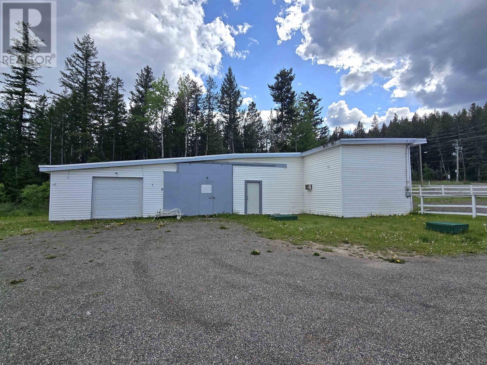 997 Alder Avenue, 100 Mile House, British Columbia  V0K 2E0 - Photo 5 - C8069862