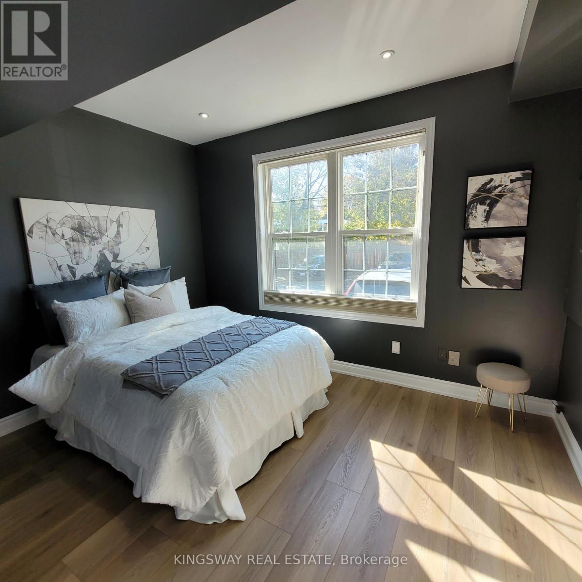 74b Coxwell Avenue, Toronto, Ontario  M4L 3A7 - Photo 29 - E12208519