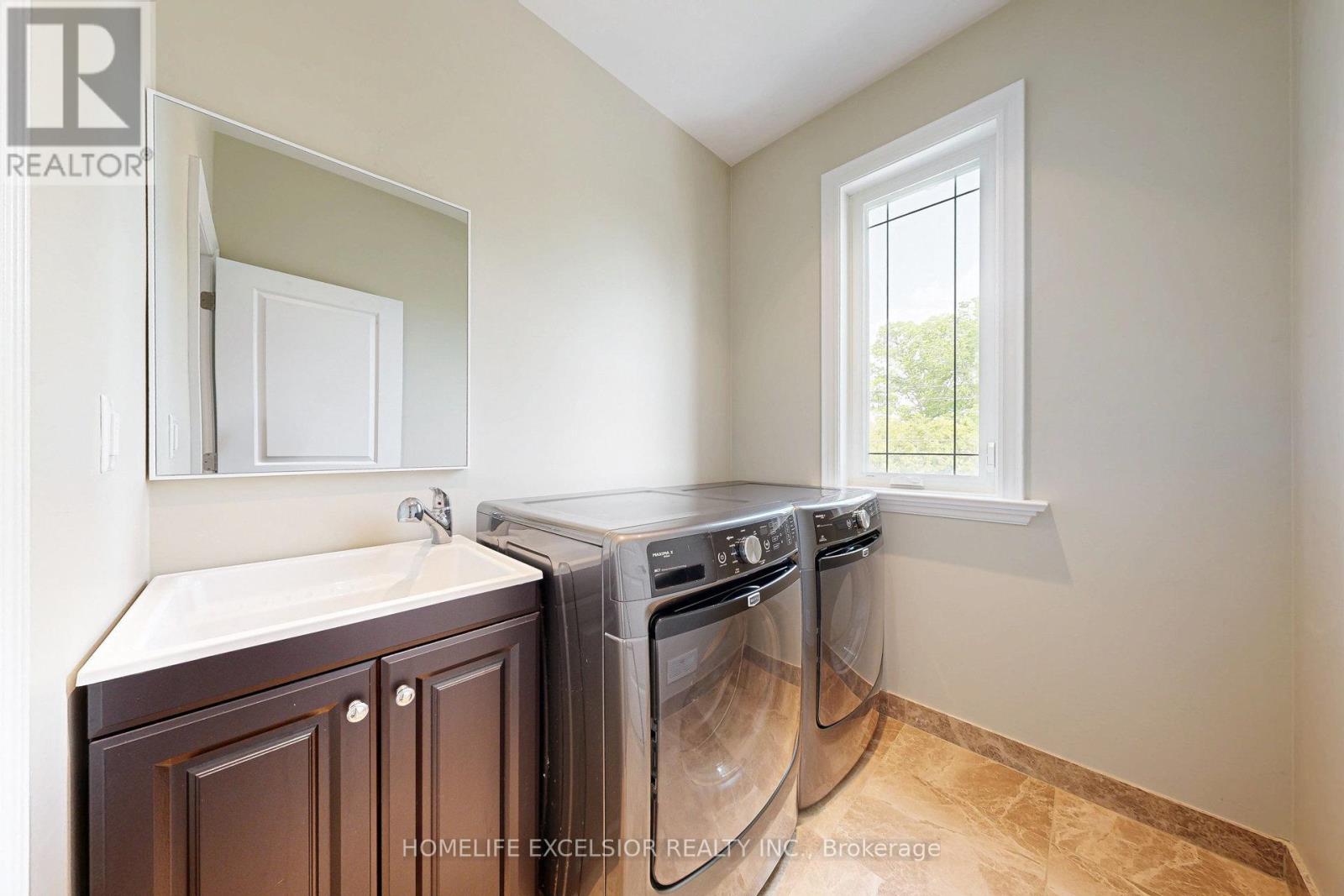 238 Sand Road, East Gwillimbury (Holland Landing), Ontario  L9N 1K1 - Photo 29 - N12208510