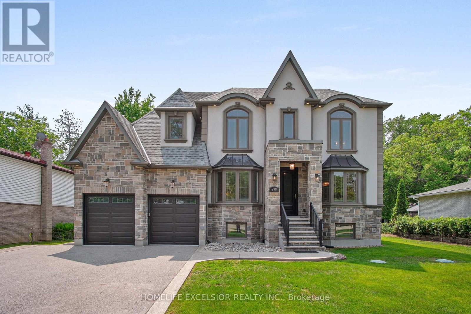 238 Sand Road, East Gwillimbury (Holland Landing), Ontario  L9N 1K1 - Photo 3 - N12208510