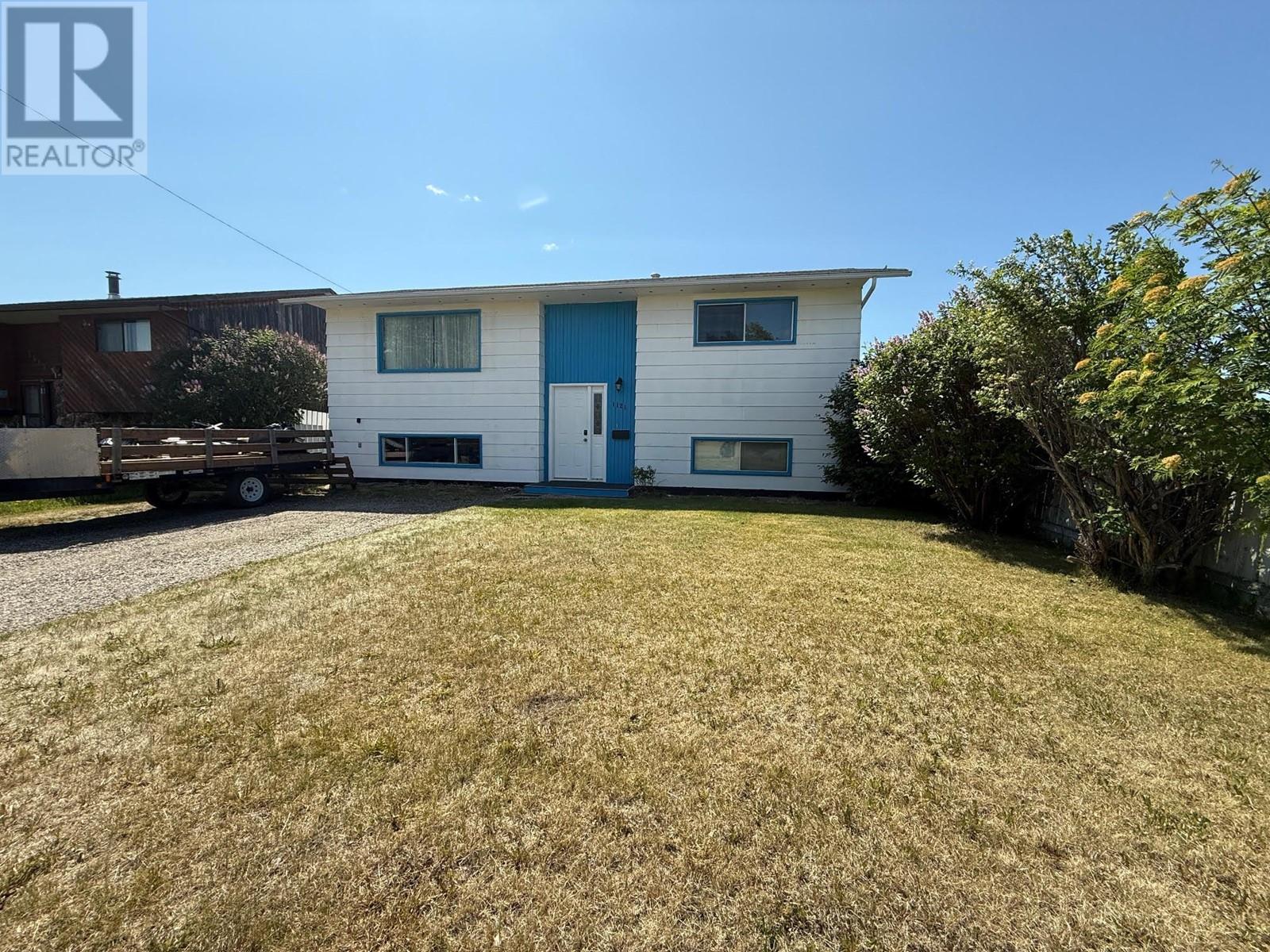 1121 121 Avenue, Dawson Creek, British Columbia  V1G 3K7 - Photo 1 - 10351491