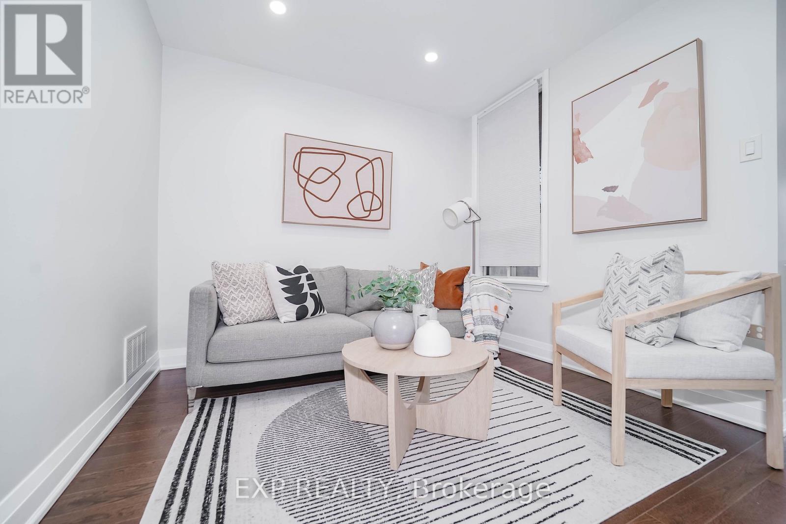 4 Northumberland Street, Toronto, Ontario  M6H 1P7 - Photo 3 - W12208508