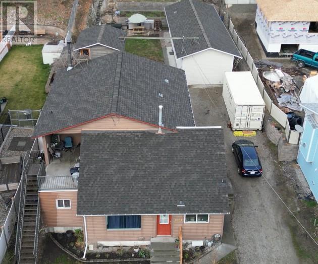 6404 Spartan Street, Oliver, British Columbia  V0H 1T6 - Photo 1 - 10351564