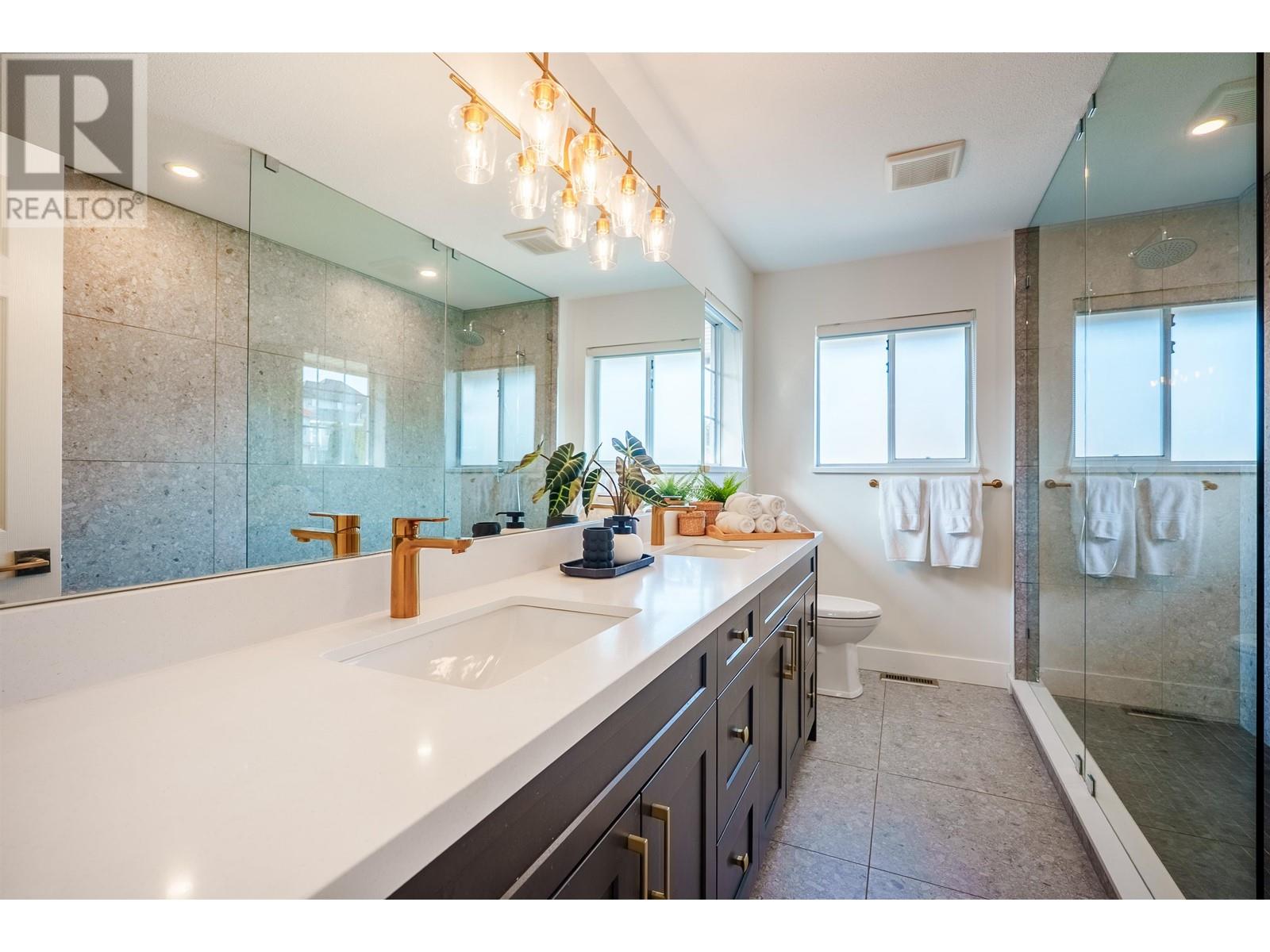 2237 Sicamous Avenue, Coquitlam, British Columbia  V3K 6R9 - Photo 16 - R2992478