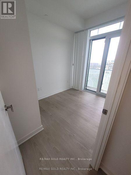 1804 - 3900 Confederation Parkway, Mississauga, Ontario  L5B 0M3 - Photo 12 - W12208254